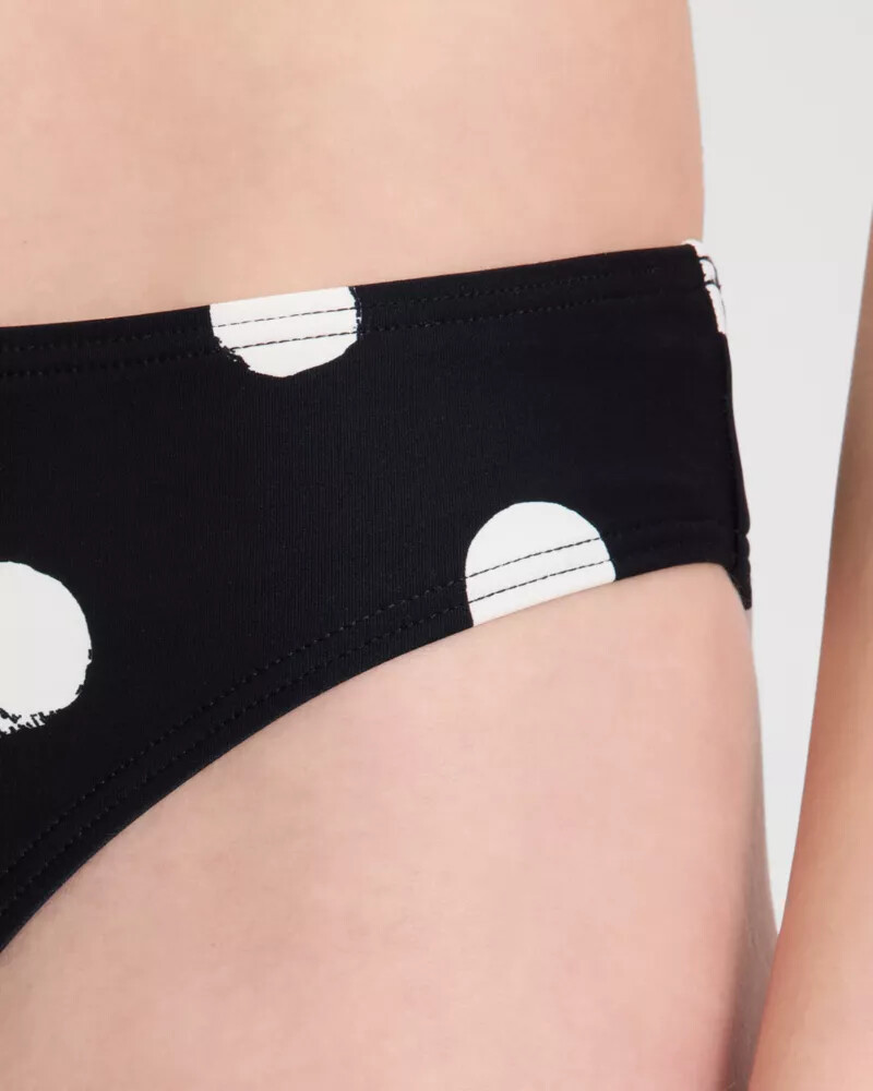 high cut bottom black