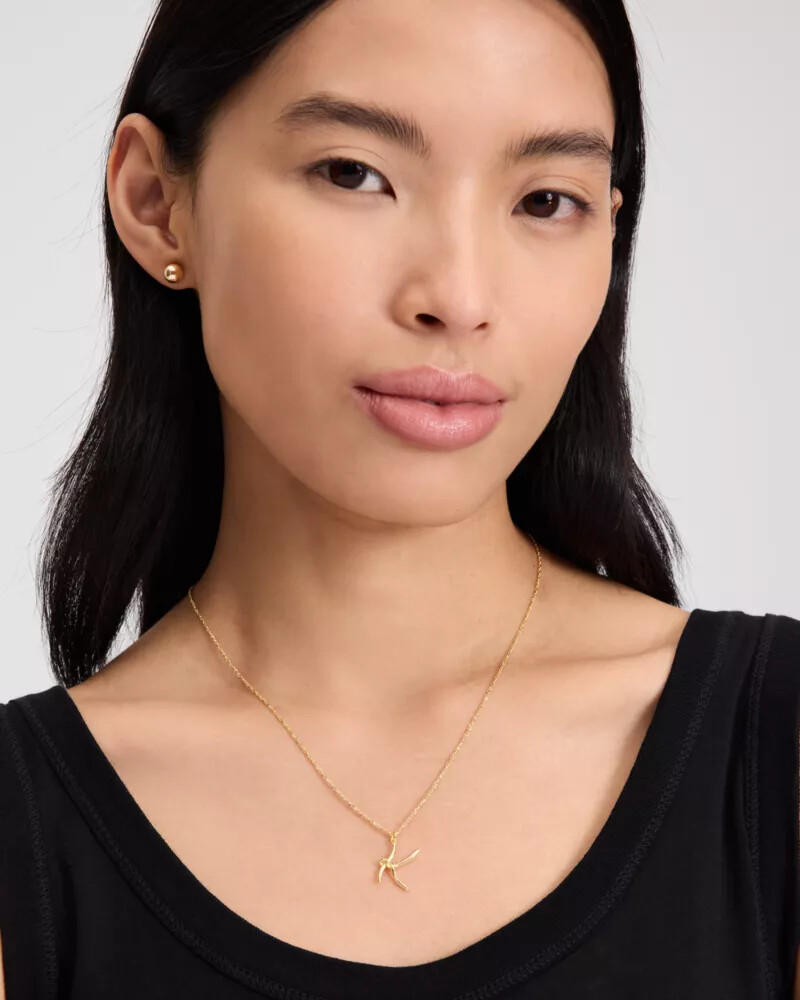initial script d pendant gold