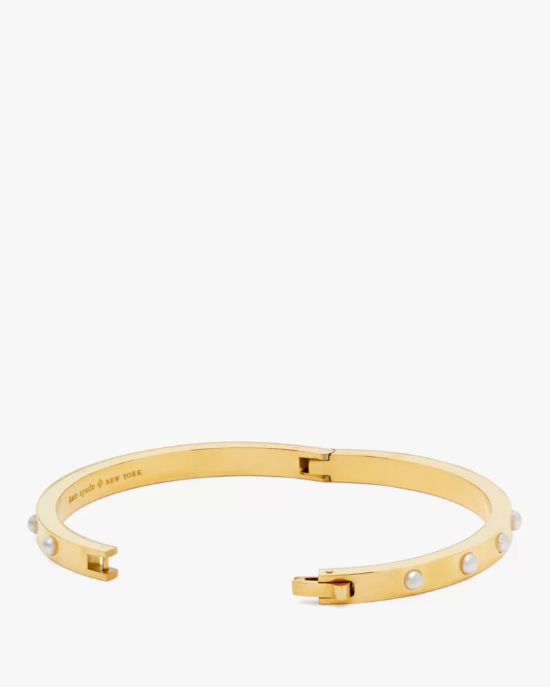 set in stone hinged bangle white gold.