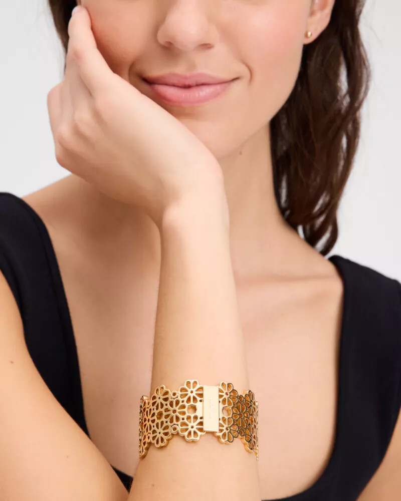 spade flower lace statement bangle gold