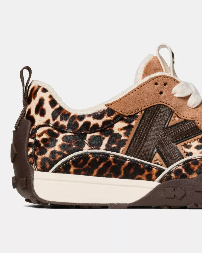 k as in kate runner multi