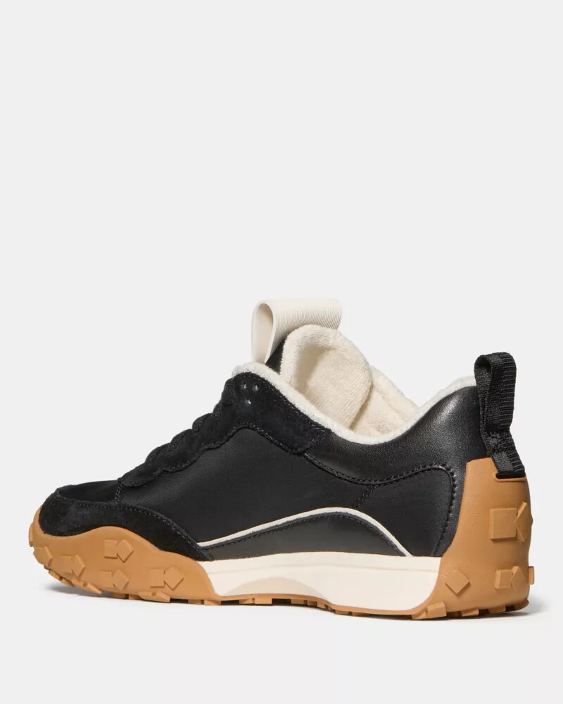 k as in kate runner black