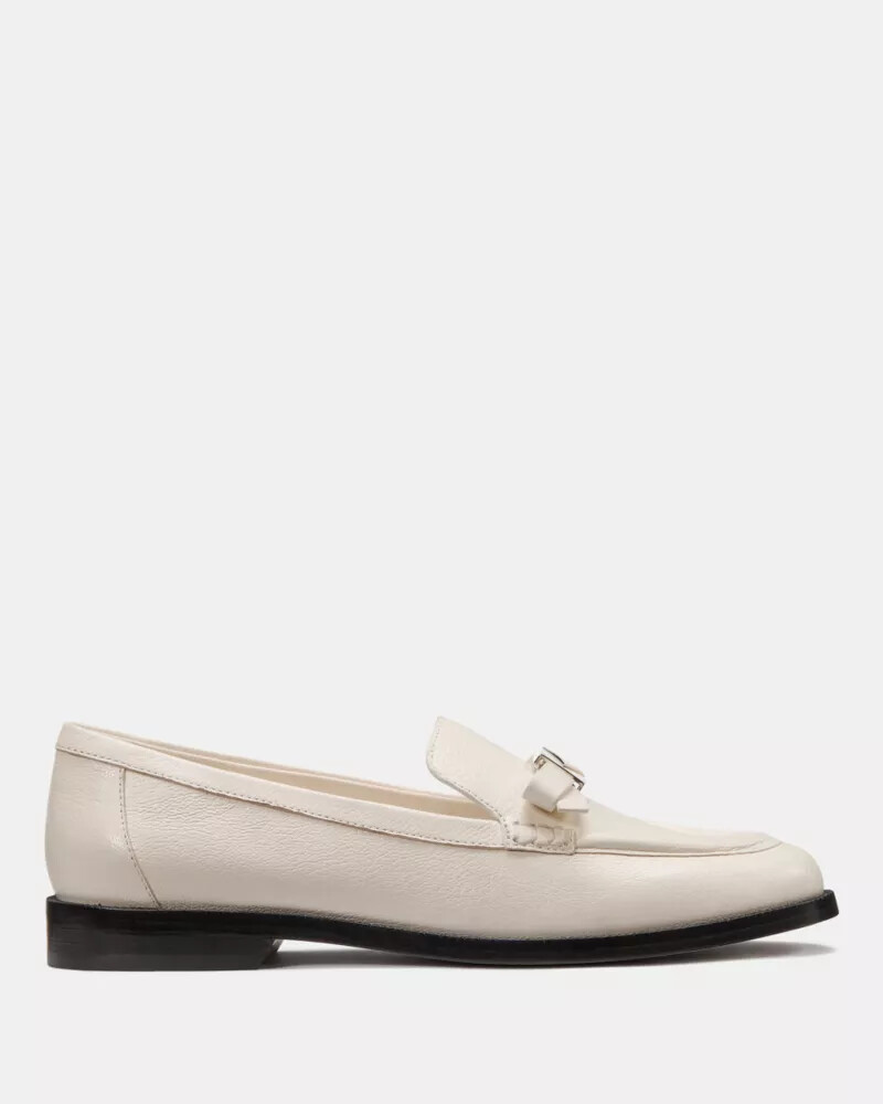 deco bow loafer cashew milk