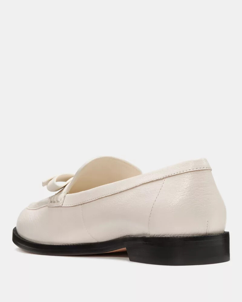 deco bow loafer cashew milk