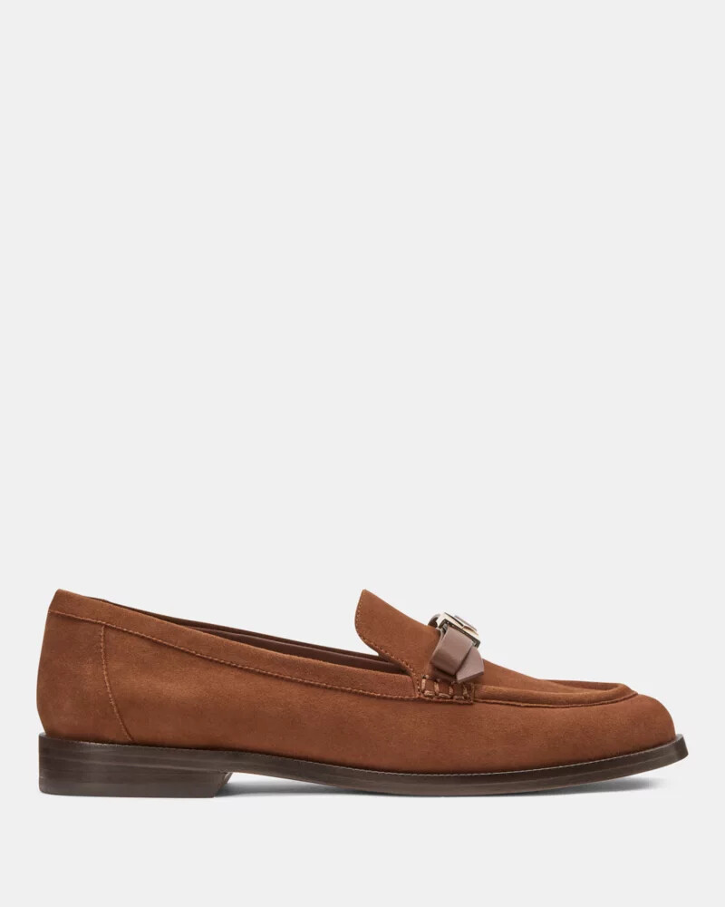 deco bow loafer hot chocolate